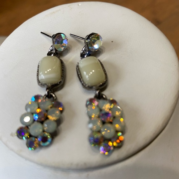 - Sea foam Green w ab Crystal pierced Drop Earring-SALE - Picture 14 of 14